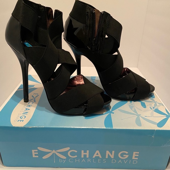 NEW EXCHANGE by CHARLES DAVID BLACK HEELS SIZE 7.5 - Picture 1 of 12
